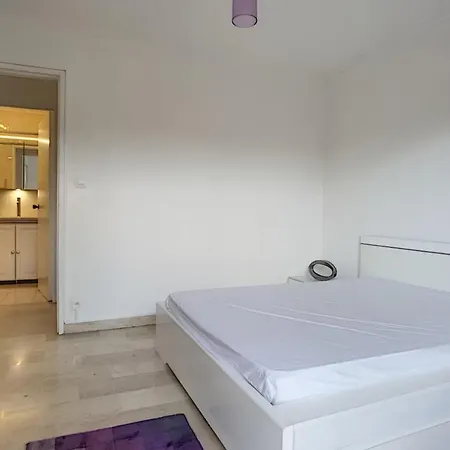 Nice With Garden And Pool In