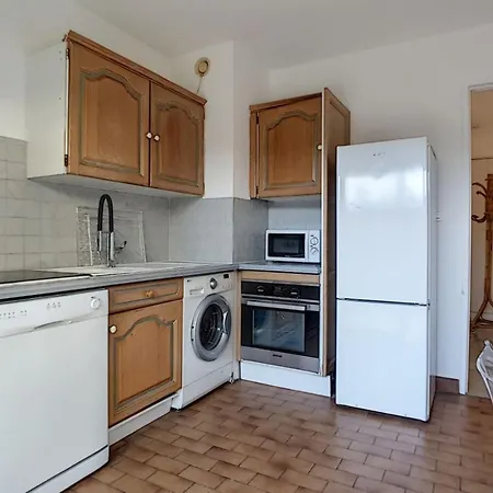 公寓 Nice With Garden And Pool In 昂蒂布